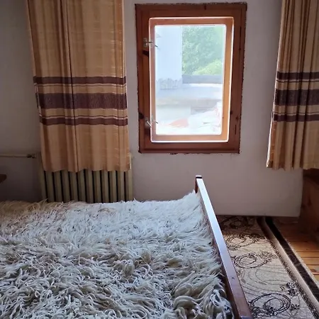 Chapov Guest Guest house Smolyan